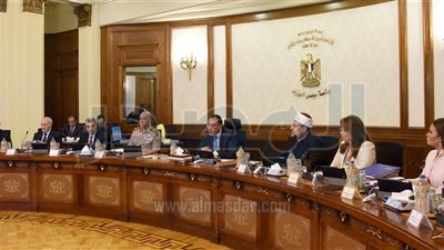 رئيس الوزراء يُكلف بسرعة طرح وحدات المُجمعات الصناعية بمرغم والغردقة