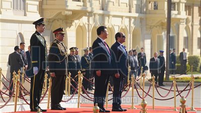 الرئيس السيسي ونظيره الصيني يصلان الأقصر لإطلاق العام الثقافي