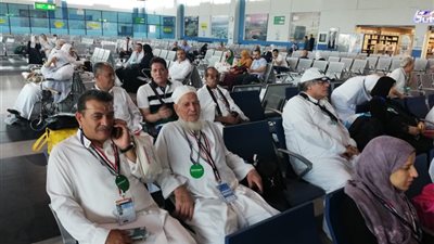 مطار القاهرة يستقبل 4 رحلات لعودة الحجاج