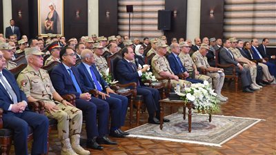 السيسي يشهد افتتاح مجمع الأسمدة الفوسفاتية والمركبة بالعين السخنة