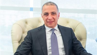 «السويدي» تبدأ التشغيل التجاري لمشروعي طاقة شمسية فى أسوان