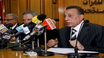 غرفة عمليات لمتابعة الأمطار والدفع بسيارات لشفطها من شوارع الجيزة