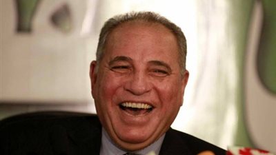 وزير العدل يمنح الضبطية القضائية لبعض العاملين بشركة 