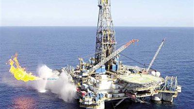 «البترول»: 10,6 مليار دولار إجمالى استثمارات تنمية حقل ظهر