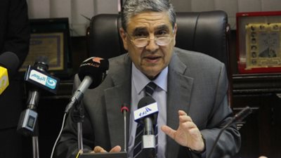 وزير الكهرباء لـ 
