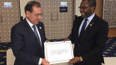 السيسي يتلقي دعوة رسمية للمشاركة في قمة الدول المصدرة للغاز