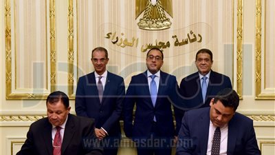 إنشاء شبكات اتصالات وخدمات ذكية وأمنية بالعاصمة الإدارية