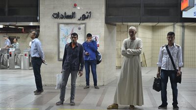 استمرار إغلاق مترو 