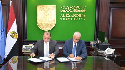 البورصة وجامعة الإسكندرية توقعان اتفاقية لتعريف الطلاب بأنشطة سوق المال