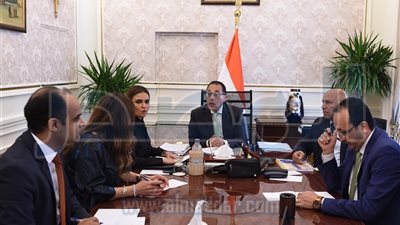 «مدبولي» يستعرض موقف تمويل وتنفيذ مشروعات قطاع النقل