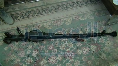 بالصور .. الجيش الثالث الميدانى يضبط مخزن أسلحة وسط سيناء