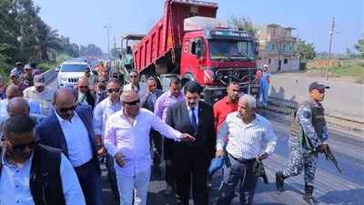 وزير النقل: الانتهاء من تطوير طريق «بنها - المنصورة» نهاية الشهر المقبل