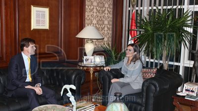 وزيرة التعاون الدولي تناقش مع السفير البريطاني التعاون بين البلدين