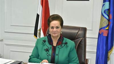 نادية عبده: 138 مليون جنيه لإقامة 26 مشروعا استثماريا بالبحيرة