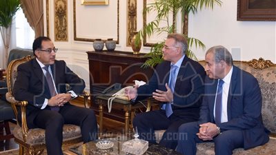 اتفاق بين «أورانج بي جلوبال» والوادي الجديد على زراعة 10 آلاف فدان برتقال