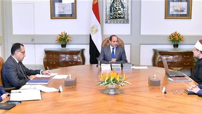 السيسي يوجه بتنمية مهارات الأئمة وتحسين أوضاعهم المالية والمعيشية