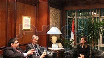 وزيرة التعاون الدولي تناقش مع السفير السويسري مجالات التعاون المستقبلي