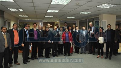 وزير الآثار يلتقي مع عدد من مديري المعاهد الأجنبية بمصر