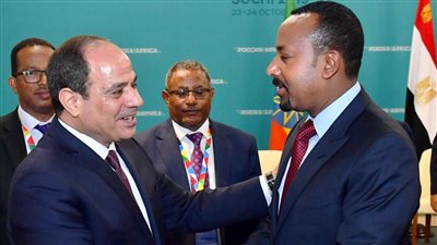 السيسي يبحث مع رئيس الوزراء الإثيوبي ملف سد النهضة