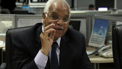 محافظ القاهرة يعتمد تقسيم قطعة أرض بحلوان