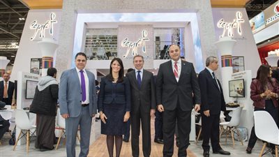 وزيرة السياحة تفتتح الجناح المصري في بورصة لندن الدولية