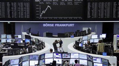 الأسهم الأوروبية تنخفض بسبب مخاوف الحرب التجارية الأمريكية الصينية