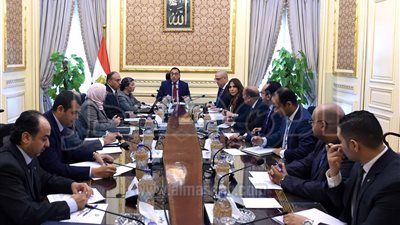 «مدبولي» يكلف بالانتهاء من تركيب عدادات المياه بمدينة الجلود بالروبيكي