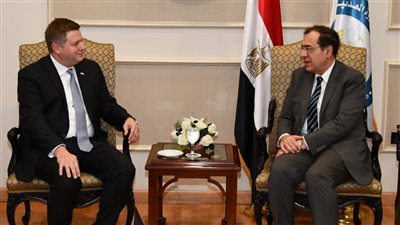 وزير البترول يستعرض أنشطة الشركات الأمريكية العاملة في مصر