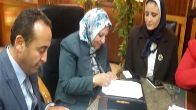 «الكهرباء» توقع عقدا مع «السويدي» لتوسيع محطة محولات «توشكى 2»