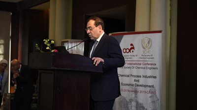 وزير البترول يفتتح المؤتمر الدولي العاشر للهندسة الكيميائية