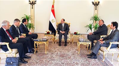 الرئيس السيسي يبحث مع وزير خارجية قبرص تعزيز التعاون الثنائي