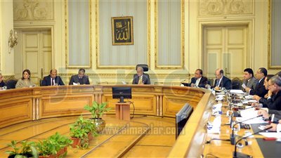 رئيس الوزراء يوجّه بتذليل كافة العقبات التي تواجه الاستثمارات الأجنبية في مصر