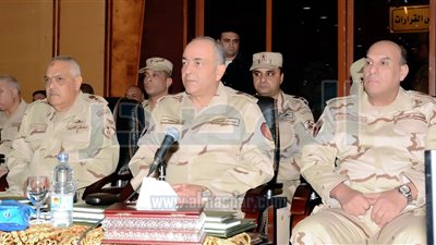 رئيس الأركان يشهد المشروع التدريبى 