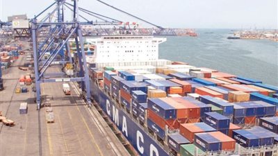 1,06 مليار جنيه إجمالي إيرادات جمارك العين السخنة خلال نوفمبر الماضي