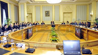 رئيس الوزراء يشكل لجنة وزارية لتطوير قطاع السياحة في مصر
