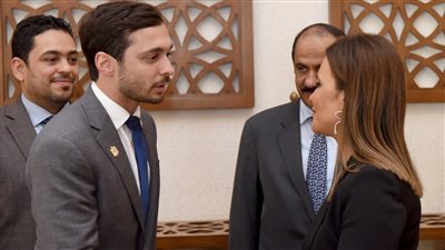 الامارات تعتزم زيادة الاستثمارات فى مصر لـ 14 مليار دولار خلال 5 سنوات