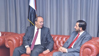مباحثات مصرية إماراتية لتعزيز التعاون الصناعي المشترك بين البلدين