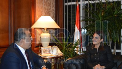 سحر نصر تبحث مع وزير التجارة التونسى ترتيبات عقد لجنة المتابعة المشتركة بين البلدين