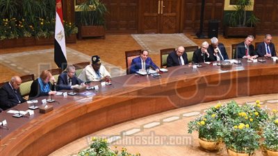 السيسي يشيد بجهود مكتبة الإسكندرية لنشر الثقافة والحفاظ على التراث