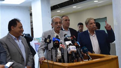 رئيس الوزراء يتفقد أعمال تطوير مستشفى أبو خليفة بالإسماعيلية