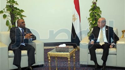 شريف إسماعيل يستقبل رئيس البنك الإفريقي للتصدير والاستيراد