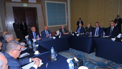 وزير النقل: نستهدف تحويل مصر إلى مركز عالمي للطاقة والتجارة واللوجستيات