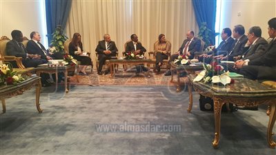 سحر نصر وعدد من الوزراء يبحثون زيادة استثمارات بنك التنمية الإفريقي في مصر