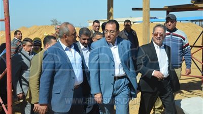 وزير الإسكان يوافق على تخصيص أراضٍ لبناء وحدات سكنية لعمال 