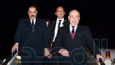 رئيس الأركان يعود إلى مصر بعد زيارة رسمية للكويت 