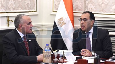 «مدبولي» يبحث ملفات ترشيد استهلاك المياه وأنظمة الري الحديث وتأهيل الترع