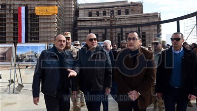 رئيس الوزراء يتابع موقف تنفيذ الأعمال بالعاصمة الإدارية الجديدة