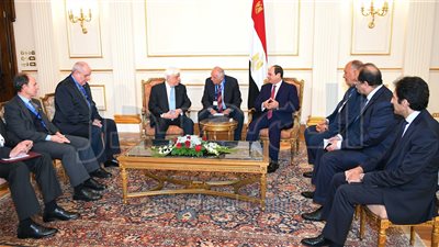 السيسي يبحث مع نظيره اليوناني سبل تعزيز التعاون فى عدد من المجالات