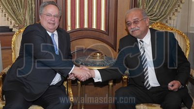 رئيس الوزراء: نسعى لزيادة التعاون في مجالات الطاقة والسياحة مع اليونان 