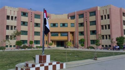 «هيئة الأبنية التعليمية» تخاطب شركات التأمين لتغطية المسئولية المدنية للمشروعات